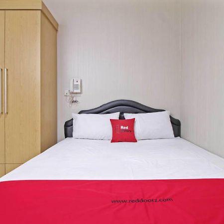 เรดดอร์ซ แอท มังกา เบซาร์ 2 Hotel จาการ์ตา ภายนอก รูปภาพ