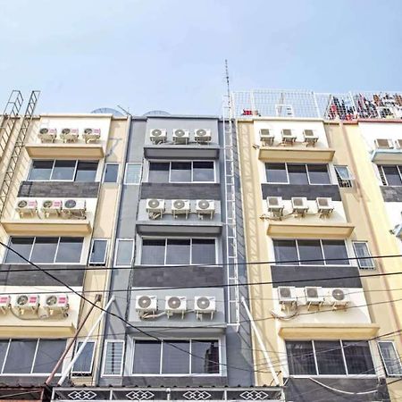 เรดดอร์ซ แอท มังกา เบซาร์ 2 Hotel จาการ์ตา ภายนอก รูปภาพ