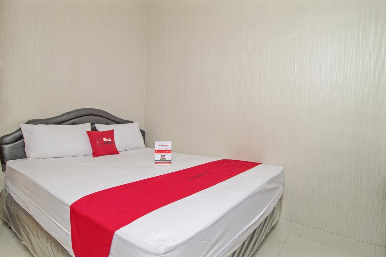 เรดดอร์ซ แอท มังกา เบซาร์ 2 Hotel จาการ์ตา ภายนอก รูปภาพ