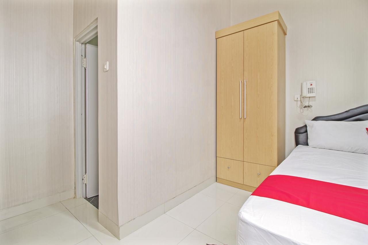 เรดดอร์ซ แอท มังกา เบซาร์ 2 Hotel จาการ์ตา ภายนอก รูปภาพ
